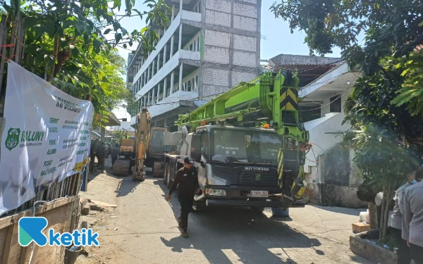 Thumbnail Berita - Tragedi Ponpes Al Khoziny! 2 Santri Ditemukan Dekat Tempat Wudhu, Total Korban Meninggal Jadi 10