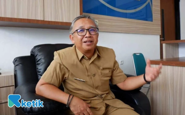 Thumbnail Berita - HUT TNI ke-80, Disperkimtan Pacitan Beri Ucapan Selamat: "Selalu Hadir untuk Rakyat"