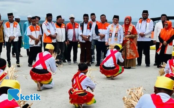 Thumbnail Berita - Presiden PKS Al Muzzammil Yusuf Disambut Hangat di Halmahera Selatan