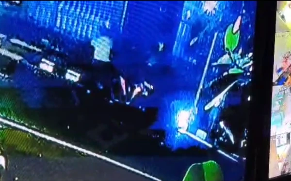 Thumbnail Terekam CCTV, Mahasiswa Asal Batu Dikeroyok Delapan Orang Tak Dikenal