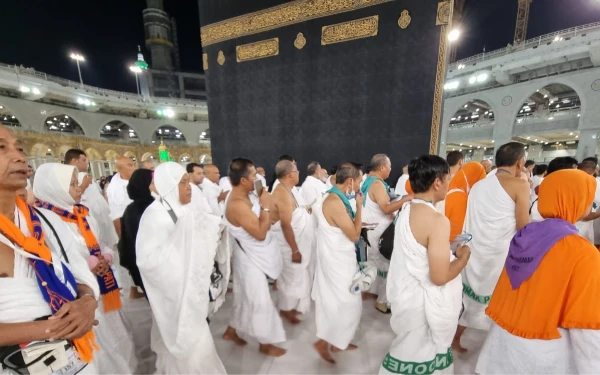 Thumbnail Arab Saudi Izinkan Semua Pemegang Visa Tunaikan Ibadah Umrah