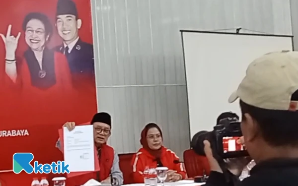 Thumbnail PDIP PAW Anggota DPRD Jatim Agus Black Hoe yang Terjerat Narkoba