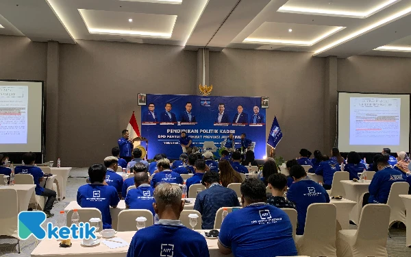 Thumbnail Berita - Demokrat Jatim Tekankan Penguatan Kapasitas dan Soliditas Kader Lewat Pendidikan Politik di Blitar Raya