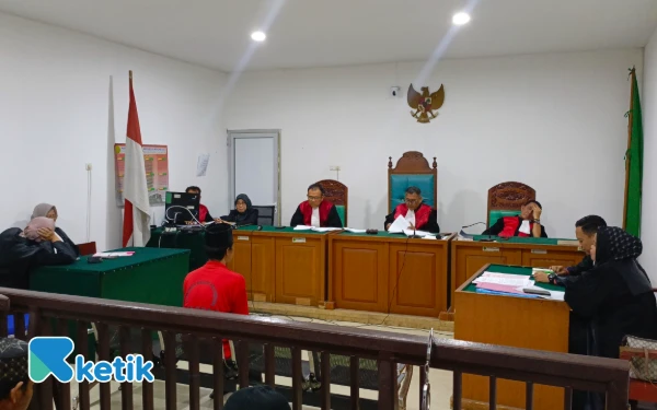 Thumbnail Kasus Peredaran Ekstasi 40 Butir di Jakabaring, Terdakwa Sukandi Terima Vonis Lebih Ringan