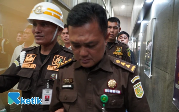 Thumbnail Nekat! PNS Way Kanan Jadi Jaksa Gadungan, Minta Ketemu Bupati OKI Sebelum Ditangkap