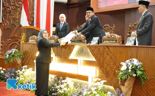 Thumbnail Fraksi Gerindra DPRD Jatim Setuju Perubahan Jamkrida Jadi Perseroda
