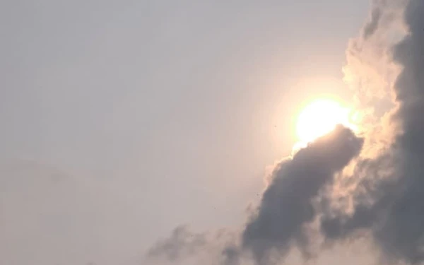 Thumbnail Cuaca Jakarta 7 Oktober 2025 Cerah Berawan, Semarang Berawan Tebal.