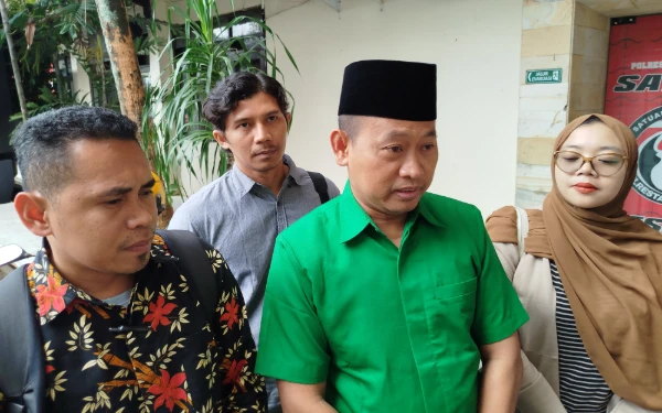 Thumbnail Laporkan Pencemaran Nama Baik Terhadap Yai Mim, Sahara Diperiksa 4 Jam di Polresta Malang Kota