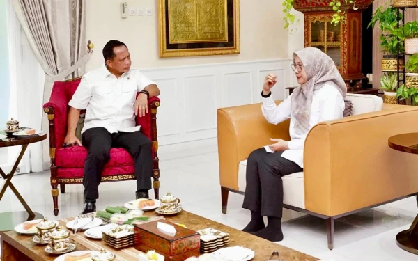 Thumbnail Berita - Dukung Rencana Pembentukan Dana Abadi Banyuwangi, Mendagri Tito: Bisa Jadi Buffer Zone