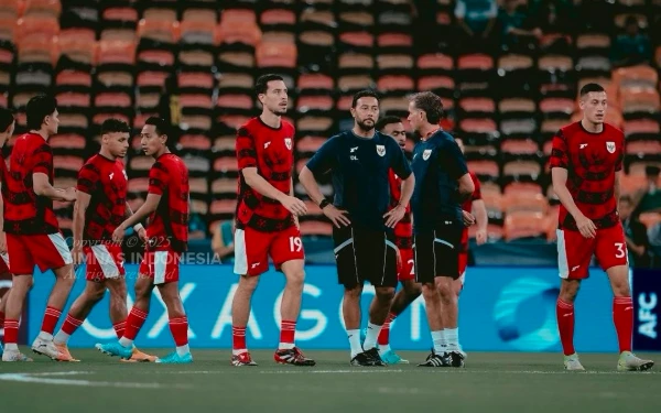 Thumbnail Usai Takluk dari Arab Saudi, Fokus Timnas Indonesia Beralih ke Irak