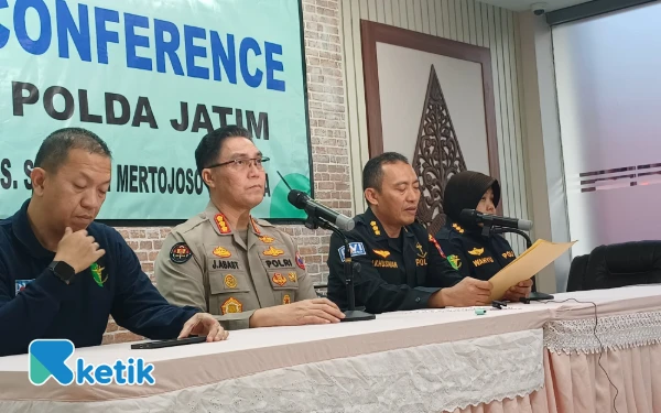 Thumbnail Tim DVI Polda Jatim Berhasil Identifikasi 8 Korban Ponpes Al Khoziny, Ini Daftarnya