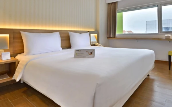 Thumbnail Rayakan HUT ke-9 Whiz Mate, Intiwhiz Hadirkan Diskon hingga Double Points dan Hadiah Menginap