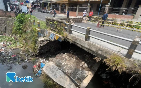 Thumbnail Pembangunan Jembatan Sonokembang-Pandanwangi Dikebut hingga Desember 2025