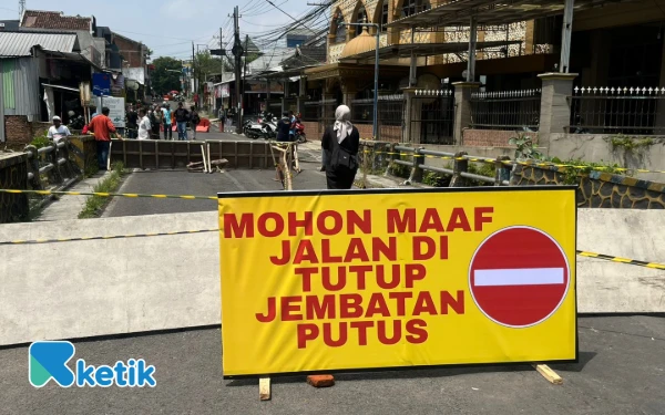 Thumbnail Warga Diminta Hindari Jembatan Sonokembang-Pandanwangi Selama Pembangunan Ulang