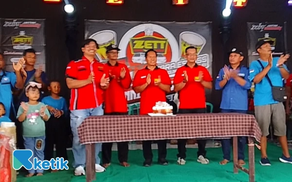 Thumbnail Rayakan HUT ke-5 ZETT Community, Wakil Bupati Tulungagung Berharap Jadi Wadah Positif Pecinta Otomotif