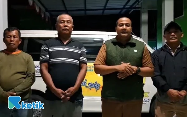 Thumbnail Berita - Viral Video Warga Soljer Minta Bupati Bandung Sidak Desa yang Tidak Mau Pinjamkan Mobil Ambulans