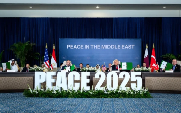 Thumbnail Gencatan Senjata Diperkuat: Trump dan Pemimpin Arab Tandatangani Kesepakatan Gaza