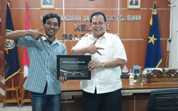 Thumbnail KSOP Palembang Terima Penghargaan Tokoh Penggerak Pembangunan Strategis dari Ketik.com