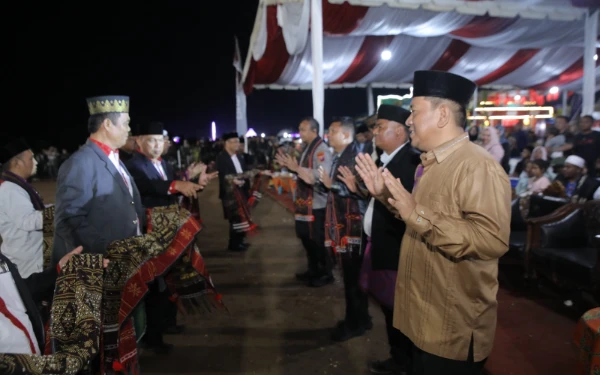 Thumbnail Berita - Pagelaran Seni Budaya Tabagsel Meriahkan PSBD Asahan VI