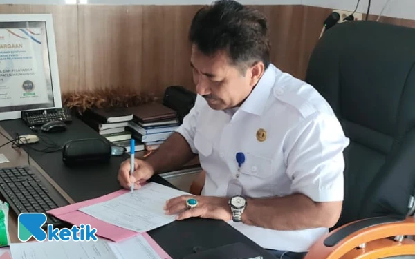 Thumbnail Nasir Koda Resmi Teken SKRD PBG PT Karunia Permai Sentosa, Komitmen Taat Retribusi Demi Penguatan PAD Halsel