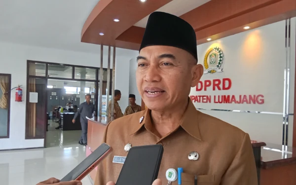 Thumbnail Berita - Langgar Disiplin ASN, Kepala Dinas Pendidikan Lumajang Dicopot Jadi Staf Kecamatan