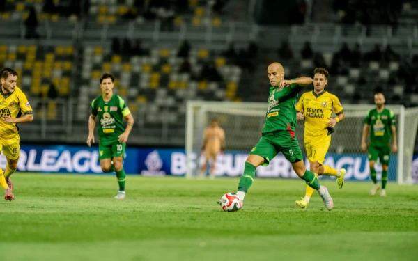 Thumbnail Duh, Bek Persebaya Risto Mitrevski Cedera, Dipastikan Absen Lawan Persija