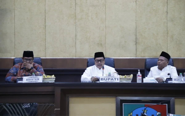 Thumbnail Berita - Persentase Penduduk Miskin Jombang 2025 Turun 0,24 Persen Dibanding 2024