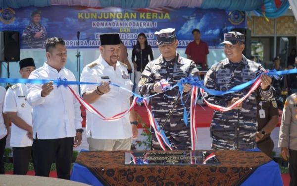 Thumbnail Berita - Komandan Kodaeral I Resmikan Pendopo Kencono, Ajak Forkopimda Asahan Jaga Sinergi Maritim