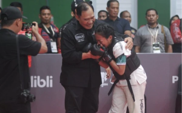 Thumbnail Berita - Tarung Derajat Jatim Raih 3 Emas, Lampui Target Bikin BHS Puas