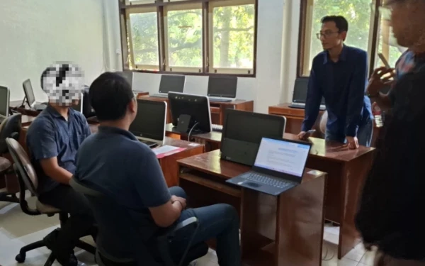 Thumbnail Berita - Tim Cyber Unej Gagalkan Sindikat Perjokian Ujian TOEFL Berbasis Teknologi