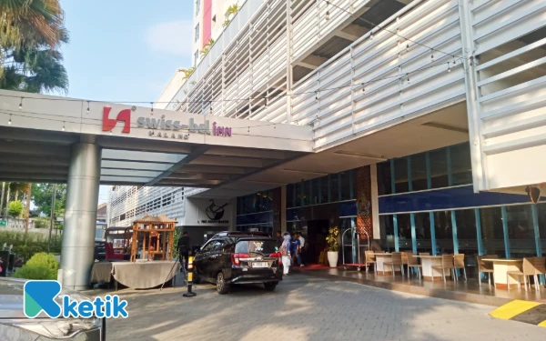 Thumbnail Pecinta Kuliner Wajib Tahu, Ini 5 Hotel Strategis di Malang untuk Jelajah Makanan Hits Tanpa Ribet