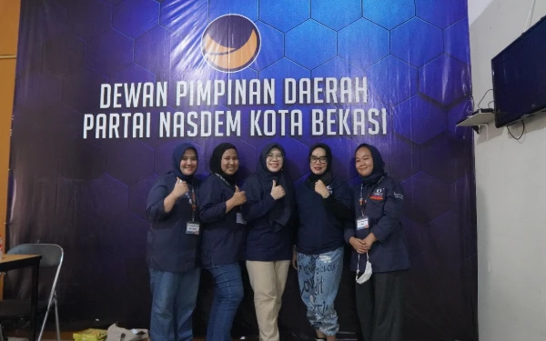 Thumbnail Berita - Jelang HUT Ke-14, DPD NasDem Bekasi Gelar Donor Darah dan Cek Kesehatan Gratis