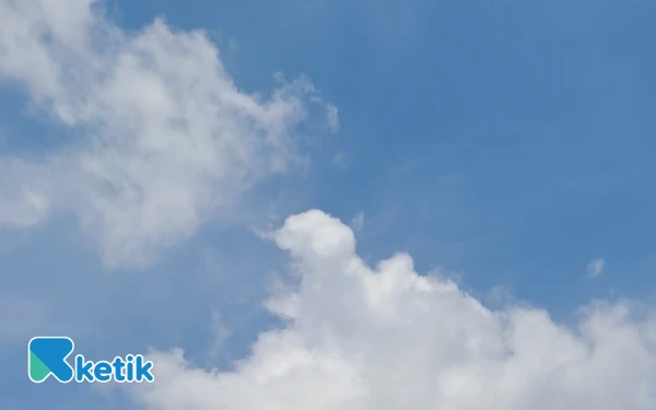 Thumbnail Cuaca Kota Ambon Senin, 20 Okober 2025 Diprakirakan Hujan Ringan, Begitupun Manokwari