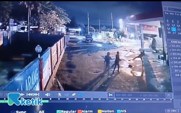 Thumbnail Fakta Baru Penganiayaan Sadis SPBU Sampang, Pelaku Diduga Gunakan Senjata Api