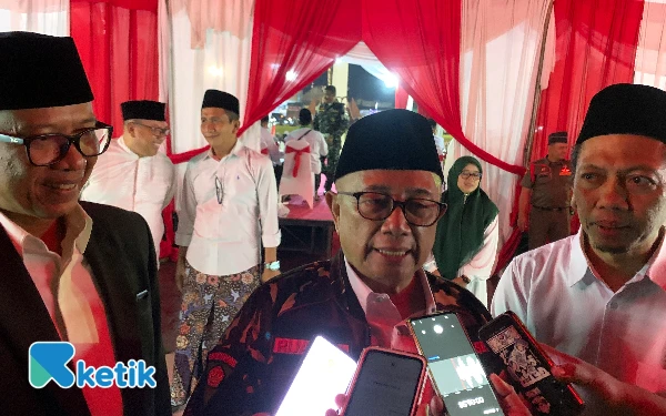 Thumbnail Berita - Bupati Blitar Rijanto: Santri Adalah Penjaga Moral Bangsa