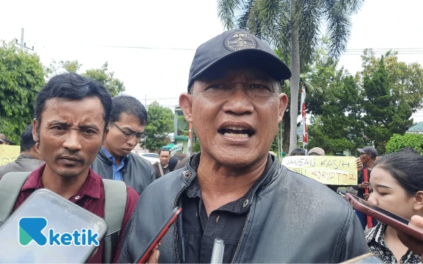 Thumbnail Ratu Adil Kecam Rencana Pemangkasan Jasa Medis Kota Blitar, Disebut Khianati Rakyat