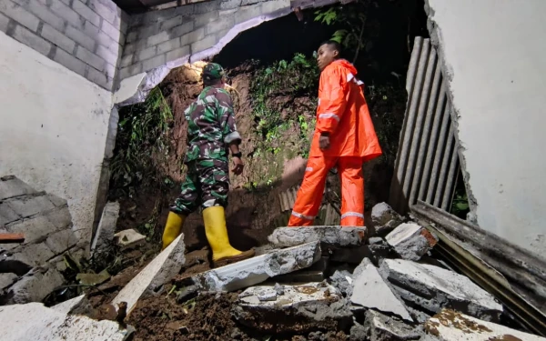 Thumbnail Bencana Beruntun di Pekan Ketiga Oktober, BNPB Minta Warga Waspada