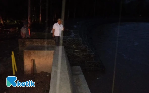 Thumbnail BPBD Halsel Pantau Kondisi Banjir di Empat Desa, Situasi Terpantau Aman