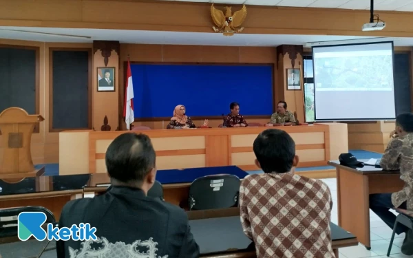 Thumbnail Berita - Pemkab Sleman Tetapkan Tanggal Pemindahan Pedagang ke Pasar Godean, Begini Rencananya