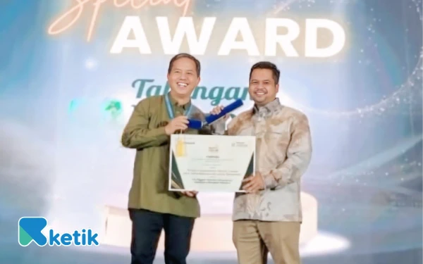 Thumbnail Berita - Bank Sampang Rajai Penghargaan Nasional! BAS Mobile Ubah Perbankan Desa Jadi Kekinian!