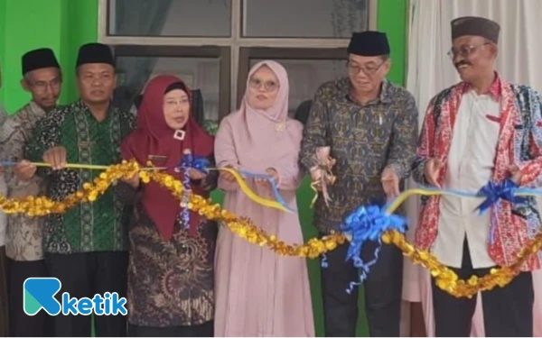 Thumbnail Berita - Kadis Perpusip Blitar Resmikan Perpustakaan Manarul Ilmi Indonesia MI Sunan Ampel: Literasi Adalah Fondasi Peradaban