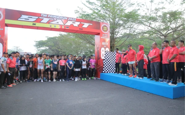 Thumbnail Berita - Ribuan Peserta Meriahkan TNI PRIMA RUN di Kisaran, Bupati Asahan: Bersama Rakyat, TNI Kuat