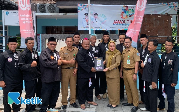 Thumbnail Berita - PSHT Cabang Blitar Gelar Silaturahmi dengan Dinas Pendidikan Jatim, Bahas Dualisme dan Penertiban Kegiatan di Sekolah