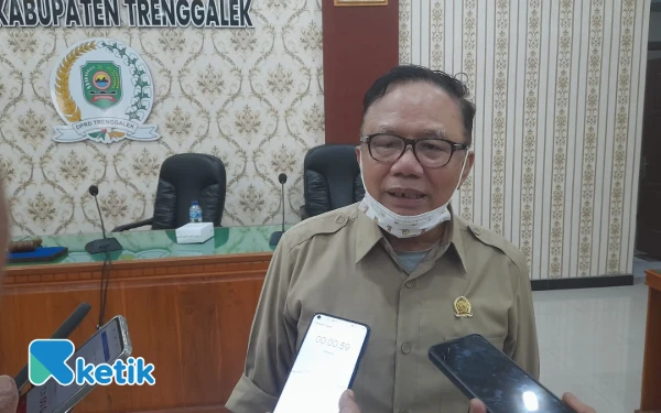 Thumbnail Berita - Komisi I DPRD Trenggalek Harap Pemkab Rasionalisasi Kebutuhan Pegawai OPD