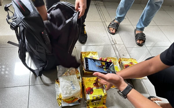 Thumbnail Penyelundupan 5 Kg Sabu Digagalkan Petugas di Pelabuhan Bakauheni Lampung