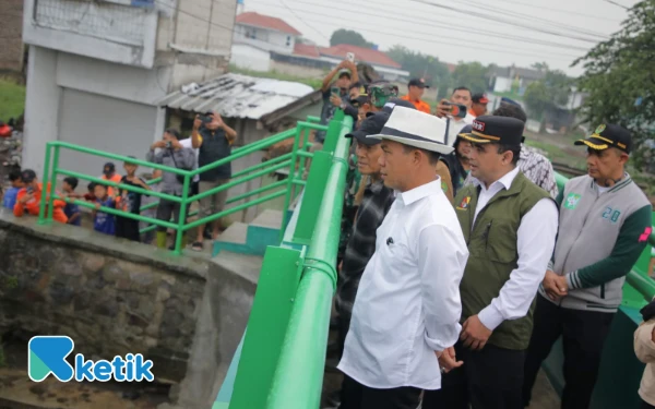 Thumbnail Berita - Pemkab Bandung Siapkan Rp5 Miliar dari APBD 2026 untuk Bangun 2 Jembatan Lagi di Dayeuhkolot