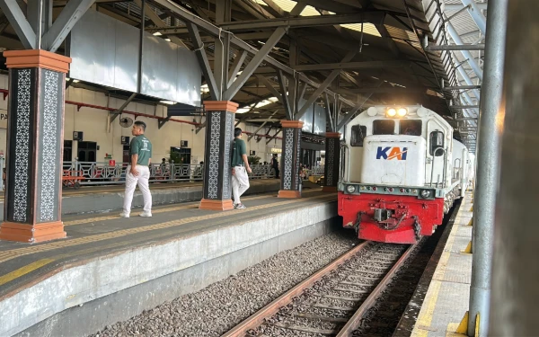 Thumbnail Banjir di Jalur Utara, KAI Ubah Rute dan Siapkan Kompensasi hingga Refund Tiket