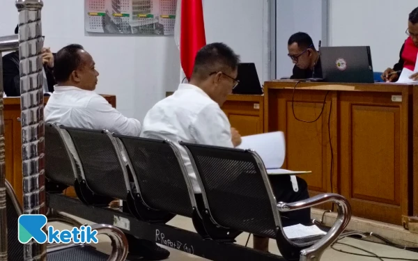 Thumbnail Kasus Korupsi Rp1,7 Miliar, Eks Plt Kadisperindag PALI Sebut Setoran Uang ke Istri Bupati Sudah Lumrah