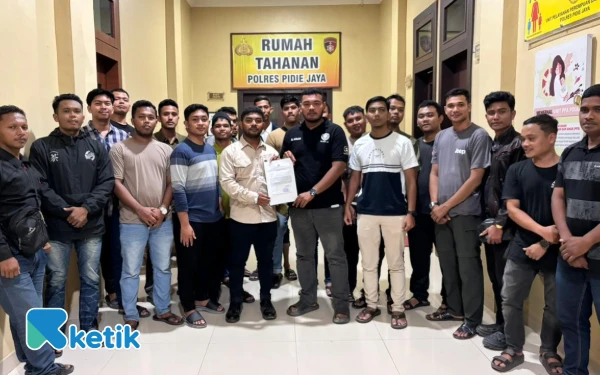 Thumbnail Berita - Wabup Pidie Jaya Dilaporkan, Diduga Lakukan Kekerasan terhadap Kepala SPPG