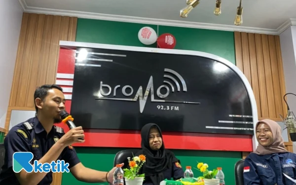 Thumbnail Berita - Podcast Bromo FM Ingatkan Modus Penipuan Online Bea Cukai